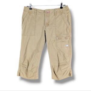 North Face Cargo Capri‎ Pants 6 Tan